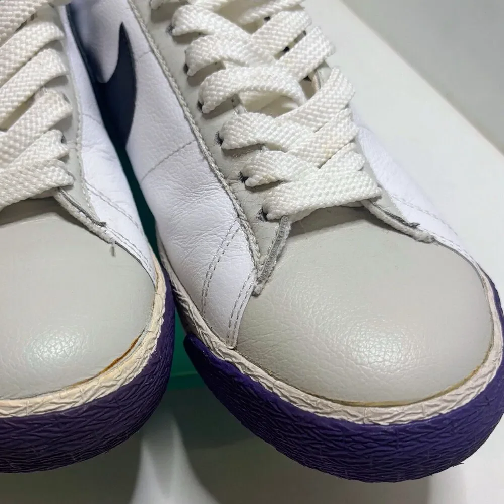Nike Air Blazer Low ‘77 Varsity Sneaker White/Gray/Purple/Black 317552-101 VTG